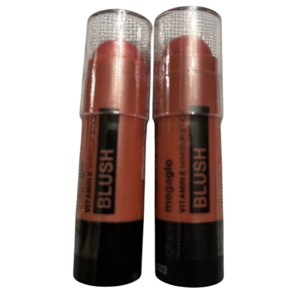 WetnWild Blush-2pk - Picture 1 of 3